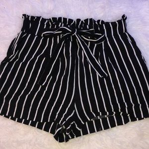 paper bag ribbon shorts